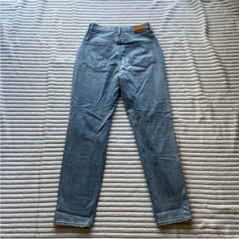 Aritzia Denim Forum Loose Boyfriend Jeans - Picture 6 of 13